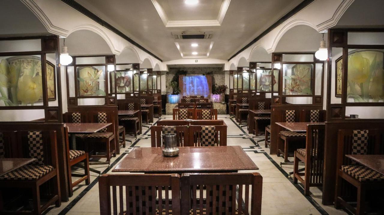 Hotel Aarathy มทุราย ภายนอก รูปภาพ